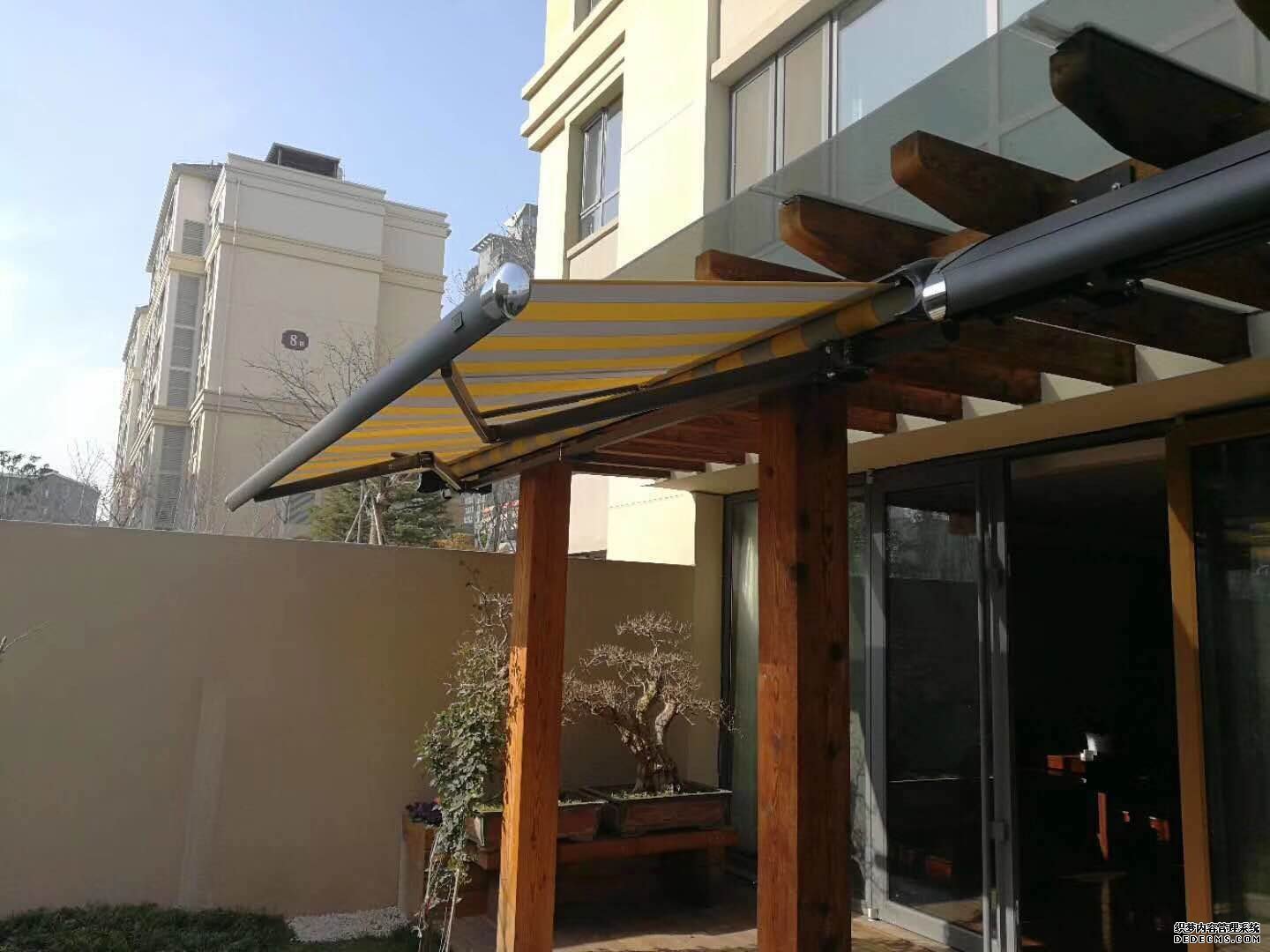 好的遮陽(yáng)蓬應具備哪些優(yōu)點(diǎn) 好的遮陽(yáng)蓬應具備哪些優(yōu)點(diǎn)